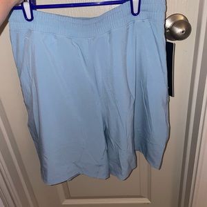 Lululemon medium 7 in shorts